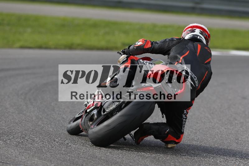 /53 16.09.2025 Track Day Domi Aegerter ADR/Gruppe gruen/61
